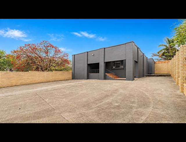 773M² OFFICE FOR SALE IN FERNDALE